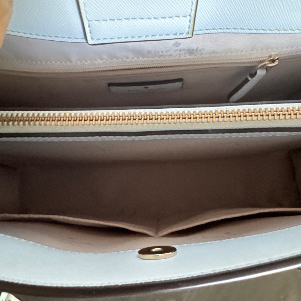 Purse - Picture 3 of 3